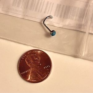 🆓🔴FWP🔴Turquoise nose ring